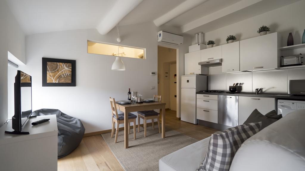 Italianway-Panfilo Castaldi Appartement Milaan Kamer foto
